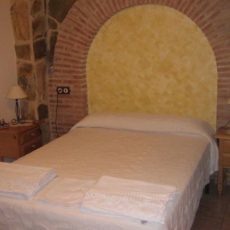 Hostal Sara Villafeliche Exterior foto